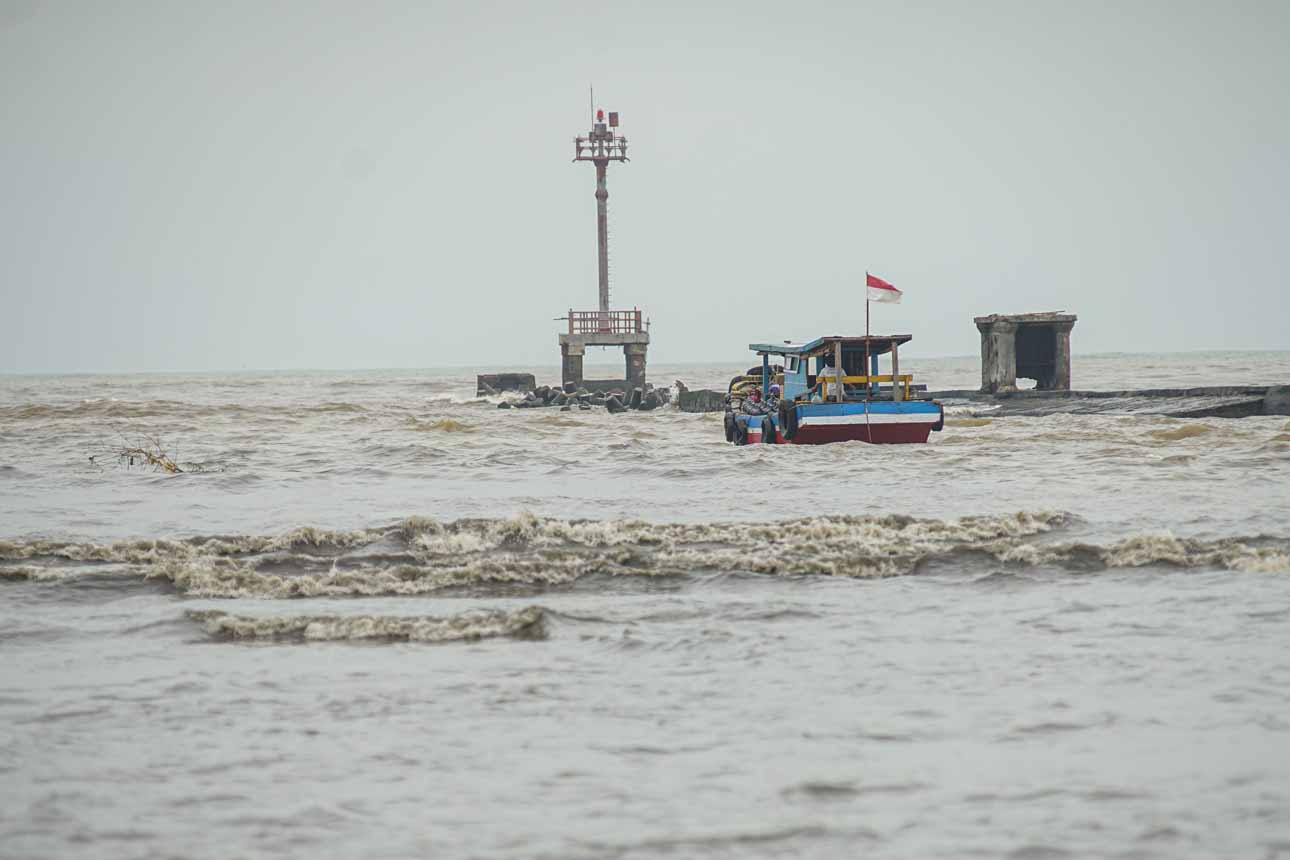 Cuaca Buruk, Nelayan Pantura Batang Tunda Melaut