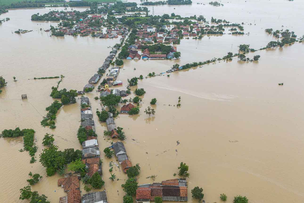 Tanggul Citarum Dadal, 500 Warga Bekasi Jadi Korban. Muara Gembong Darurat Banjir