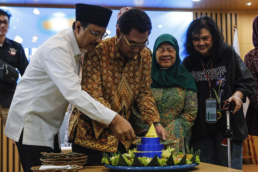 Menteri Sosial Hadiri HUT ke-60 Pertuni