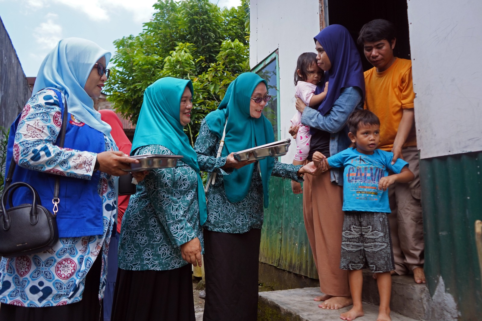Penyaluran MBG untuk kelompok 3B di Makassar
