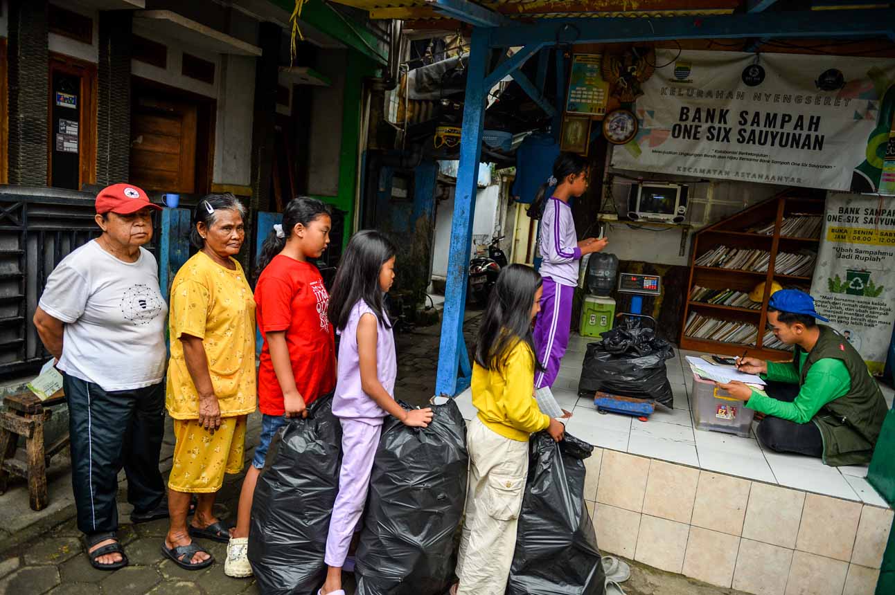 Pemerintah Dorong Program Nasional Satu RW Satu Bank Sampah