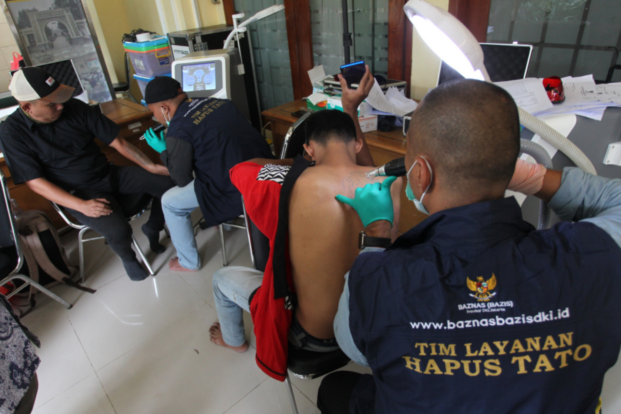 Hapus tato gratis di Jakarta