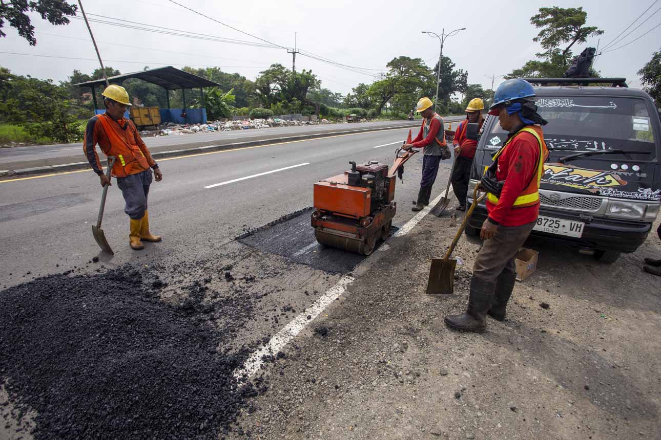 Perbaikan Jalur Pantura Dikebut Jelang Arus Mudik