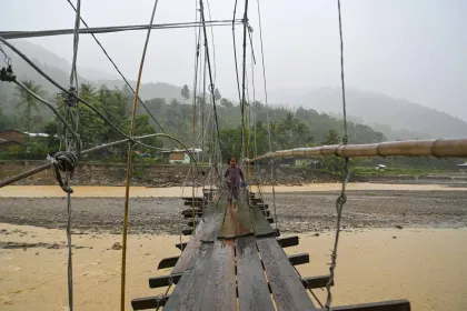 Warga Desa Tetingi Menanti Pembangunan Jembatan Permanen