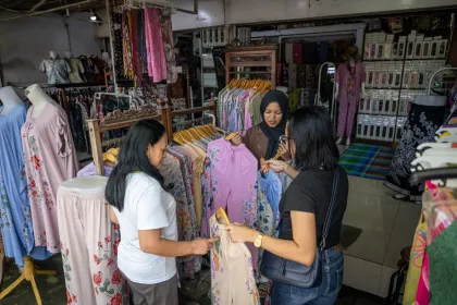 Pasar grosir Batik Setono Pekalongan