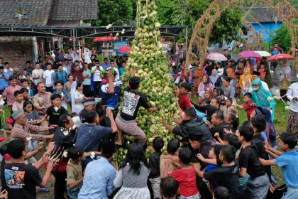 Tradisi Grebeg Kupat di Magelang