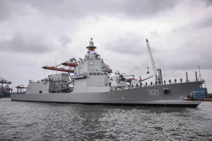 Kedatangan KRI Prabu Siliwangi-321