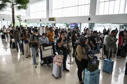 Trafik penumpang angkutan Lebaran di Bandara Ahmad Yani