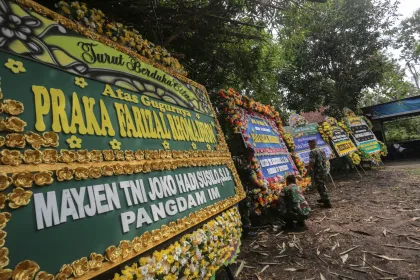 Rumah duka almarhum Praka Farizal Rhomadhon