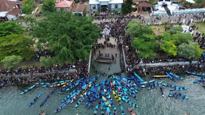 Tradisi Prosesi Laut Semana Santa di Larantuka