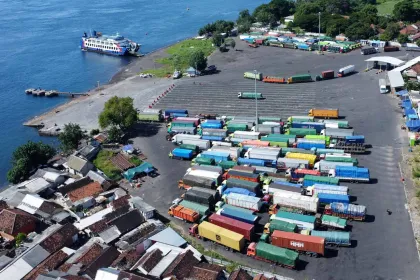 Penanganan Kepadatan Logistik Jadi Fokus di Pelabuhan Ketapang