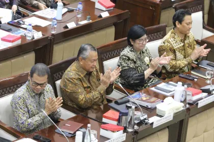 Rapat Kerja Bank Indonesia dengan Komisi XI DPR RI