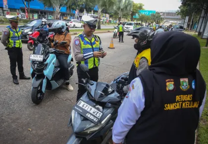 Razia pajak kendaraan bermotor