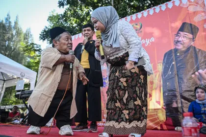 Lenong Marmut Tampil Menghibur di HBKB Jakarta