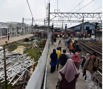 Stasiun Bogor Lakukan Perpanjangan Peron dan Jalur KRL