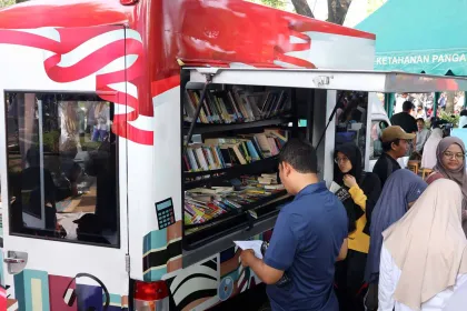 Literasi di Ruang Publik, Perpustakaan Keliling Warnai HBKB Bogor