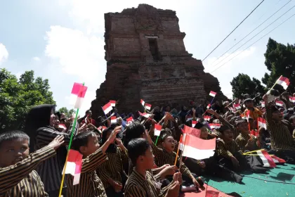 Festival Mpu Tajum di Candi Ngetos Nganjuk
