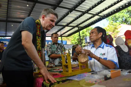 Dubes Australia kunjungi warga disabilitas di Balikpapan