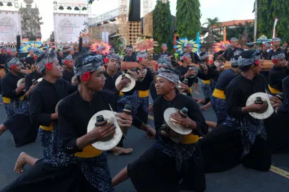 Semarak Pembukaan Festival Semarapura di Klungkung Bali