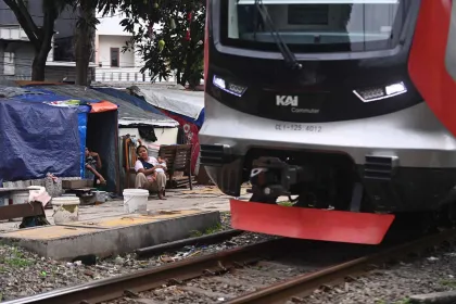 Rencana Penataan Kawasan, Warga Bantaran Rel Senen Akan Direlokasi