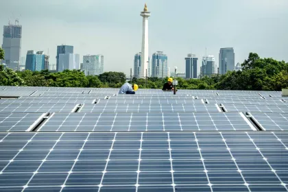 Pemerintah Kejar Pembangunan PLTS 100 GW