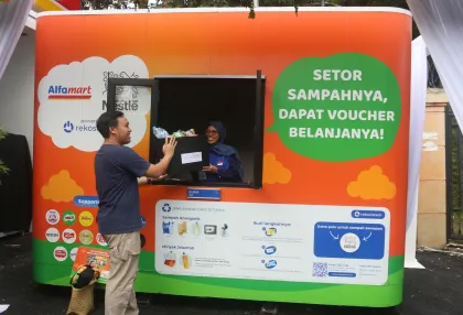 Nestle Indonesia Perluas Jaringan Nestlé Waste Station ke Alfamart untuk Perkuat Ekonomi Sirkular