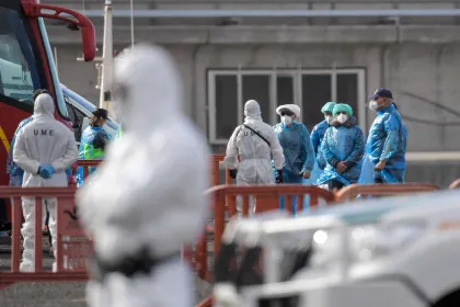 Evakuasi Massal Dimulai Usai Kapal Pesiar Terdampak Hantavirus Sandar di Pulau Spanyol