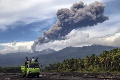 Aktivitas Vulkanik Gunung Dukono Meningkat, Status Masih Waspada