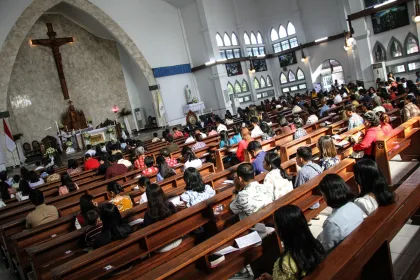 Misa Kenaikan Yesus Kristus di Gereja Katedral Palangka Raya