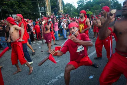 Tarian dan Atraksi Budaya Maluku Meriahkan Peringatan Hari Pattimura di Manokwari