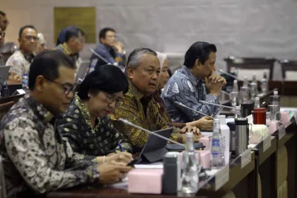 Komisi XI DPR dan Bank Indonesia Gelar Rapat Kerja