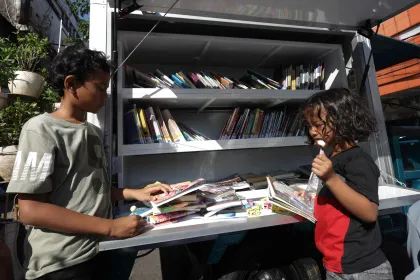 Perpustakaan Keliling Jadi Sarana Edukasi di Kediri