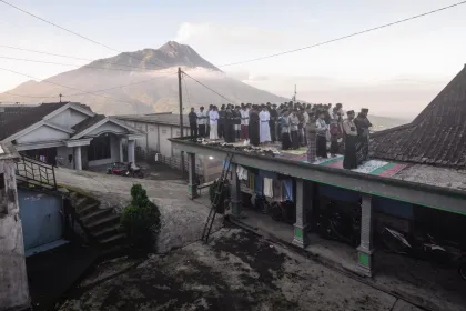 Shalat Idul Adha warga lereng Gunung Merbabu