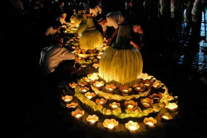 Larung Pelita Purnama Sidhi Sambut Waisak 2570 BE/2026, Ratusan Peserta Ikuti Ritual Doa Bersama
