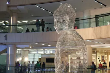 Rupang Buddha 1 Ton dari Kawat Baja Hiasi Vesak Festival 2026 di Surabaya