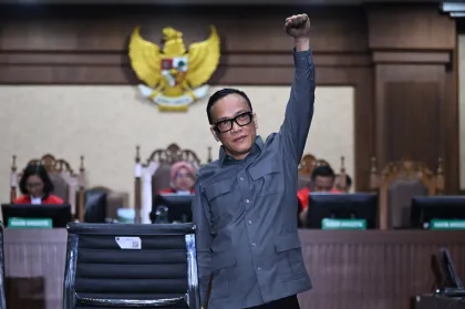 Berita Foto : Sidang vonis Mantan Wamennaker Immanuel