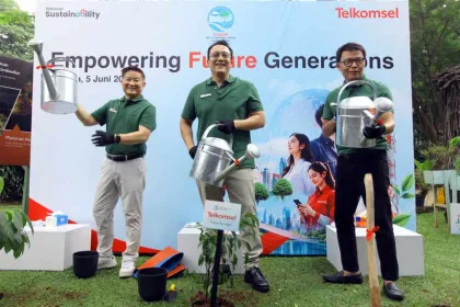 Berita Foto : Tegaskan Komitmen Keberlanjutan di Hari Lingkungan Hidup Sedunia, Telkomsel Luncurkan Sustainability Report 2025