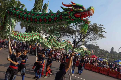 Berita Foto : Atraksi Budaya Liong dan Barongsai Hibur Masyarakat Bogor