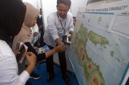 Berita Foto : Pameran bursa kerja di Tulungagung