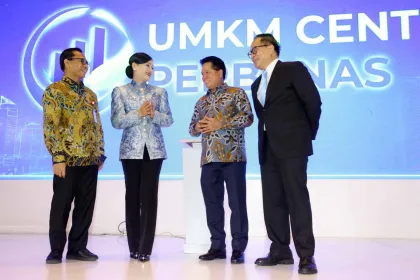 Berita Foto : Perbanas Resmikan UMKM Center