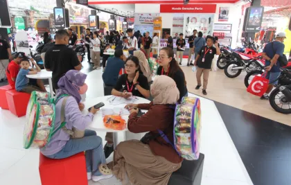 Berita Foto : Pembiayaan FIF di Stand Motor Honda  Jakarta Fair Kemayoran 2026 