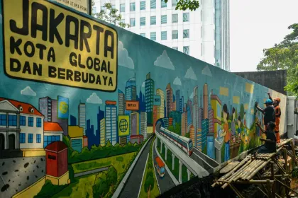 Berita Foto : Penataan Ruang Publik Menyambut HUT DKI Jakarta