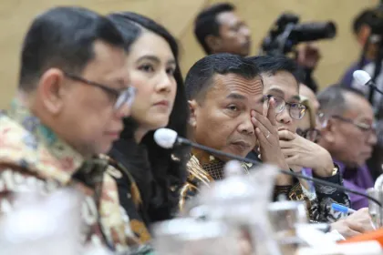 Berita Foto : Darurat Stunting Jadi Sorotan Raker Komisi IX DPR dengan BKKBN