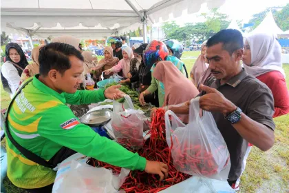 Berita Foto : Pasar Tani Roadshow 2026 Dukung Kesejahteraan Petani Aceh