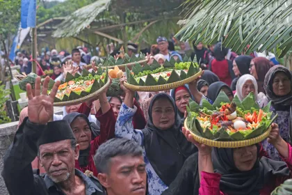 Berita Foto : Festival Bubur Suro
