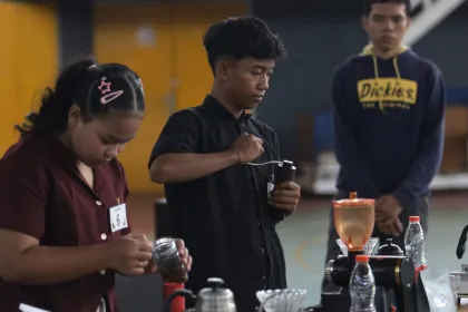 Berita Foto : Lomba barista pelajar di Kota Kediri