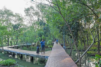 Berita Foto : Hutan Kota Rorotan