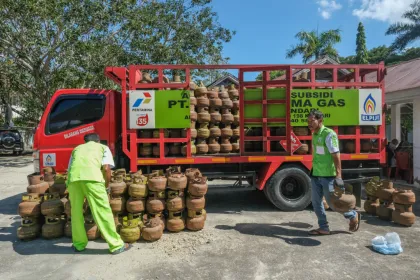 Berita Foto : Kelangkaan elpiji sebabkan Inflasi di Sulawesi Tenggara