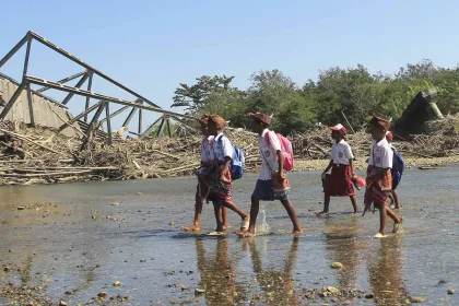 Berita Foto : Jembatan Ambruk Sejak 2021 di Kabupaten Kupang Ditargetkan Rampung Desember 2026