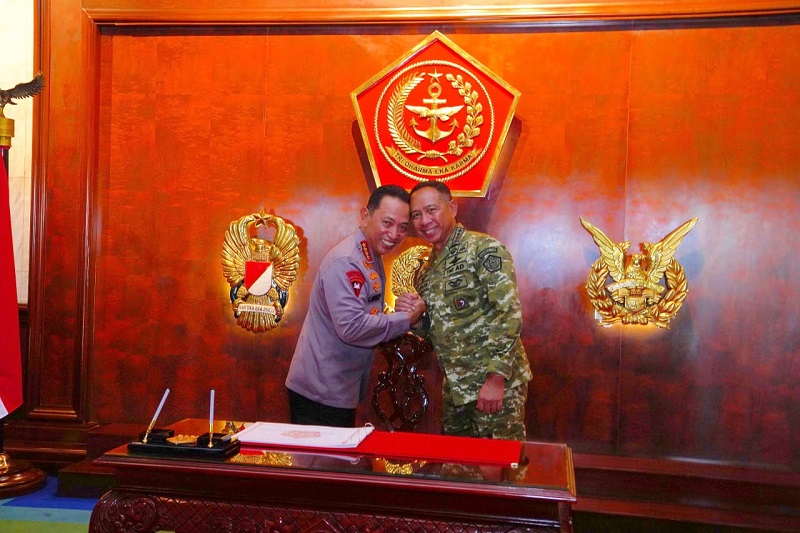 Panglima TNI Terima Kunjungan Kapolri, Perkuat Solidarita...